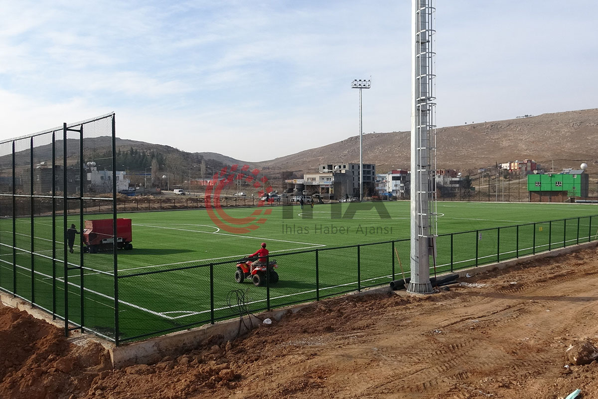 Stadyum Yapıldı, Tribün Yok