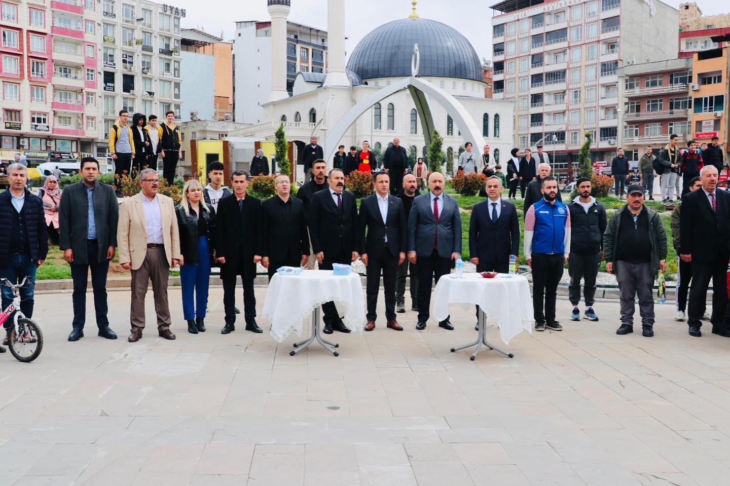 Siirt Valiliği Gençlik Ve Spor İl Müdürlüğü Tarafından Düzenlenen Nevruz Bayramı Ve Bahar Şenlikleri, ’15 Temmuz Demokrasi Meydanı’nda Coşku Içinde Kutlandı.