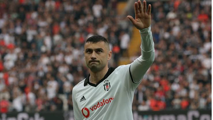 Burak Yılmaz Hakkında Sürpriz Iddia! Beşiktaş’A Antrenör Olarak Dönüyor