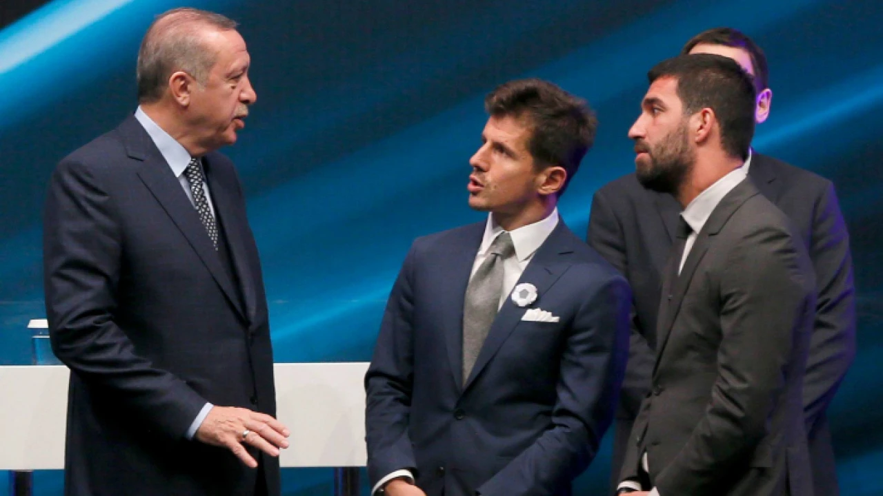 Emre Belözoğlu Ve Arda Turan Cumhurbaşkanı Erdoğan’Dan Yardım Istedi