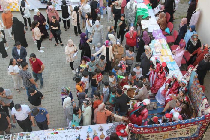 Kurtalan'Da Yıl Sonu Sergisi Şenlik Havasında Geçti! | Siirt Olay Haber