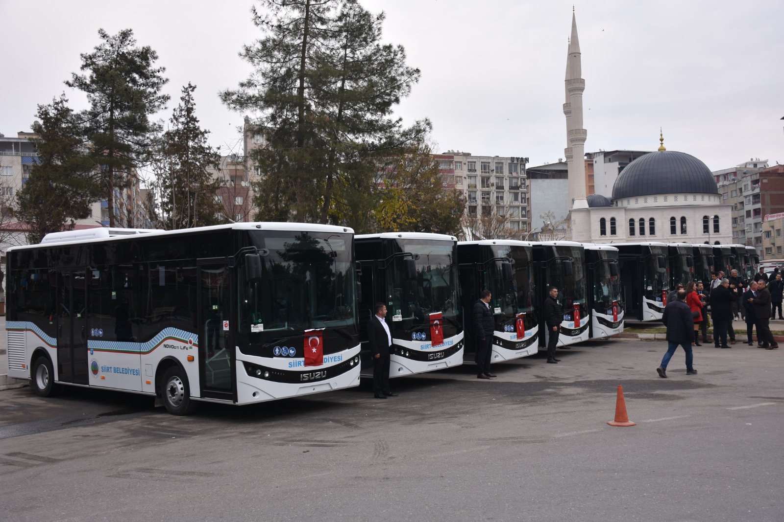 Si̇i̇rt Beledi̇yesi̇, Kpss'Ye Gi̇recek Adaylara Ücretsi̇z Ulaşim Desteği̇ Verecek | Siirt Olay Haber