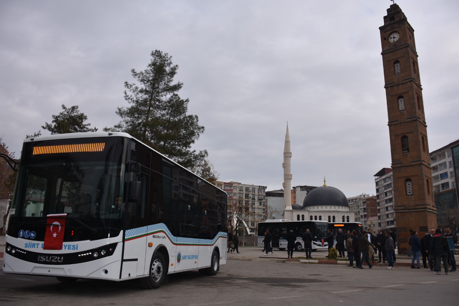 Si̇i̇rt Beledi̇yesi̇, Kpss'Ye Gi̇recek Adaylara Ücretsi̇z Ulaşim Desteği̇ Verecek | Siirt Olay Haber