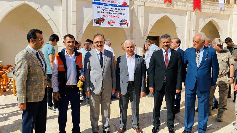 Siirt'Te &Quot;Arıcılık Malzemeleri Ve Üzüm Sıkma Makinesi&Quot; Dağıtım Programı Düzenlendi | Siirt Olay Haber