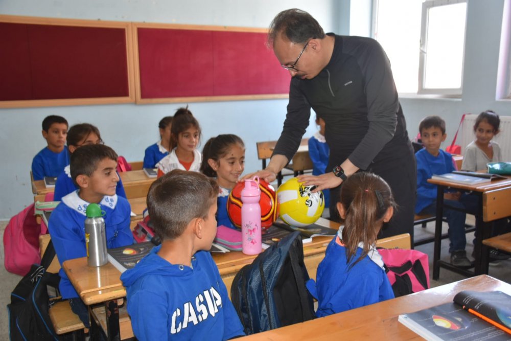 Vali Dr. Kemal Kızılkaya, İlk İlçe Ziyaretini Pervari İlçesine Yaptı | Siirt Olay Haber