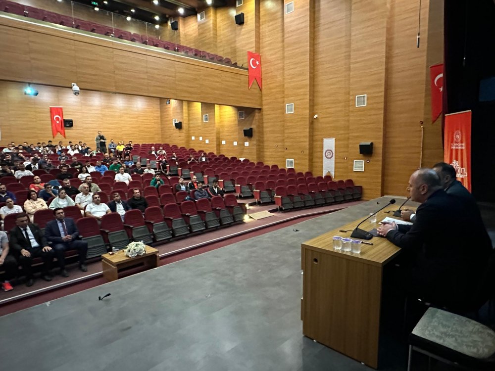 Millî Eğitim Müdürlüğü Ile Gençlik Ve Spor İl Müdürlüğü Arasında Protokol İmzalandı | Siirt Olay Haber