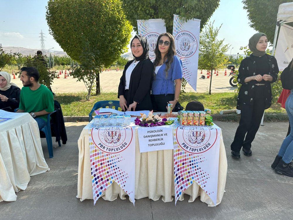 Siirt Üniversitesi Öğrenci Toplulukları Tanıtım Günleri Başladı | Siirt Olay Haber