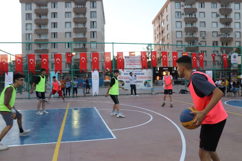 Siirt’te Geleneksel 3X3 Sokak Basketbolu Heyecanı Başladı | Siirt Olay Haber