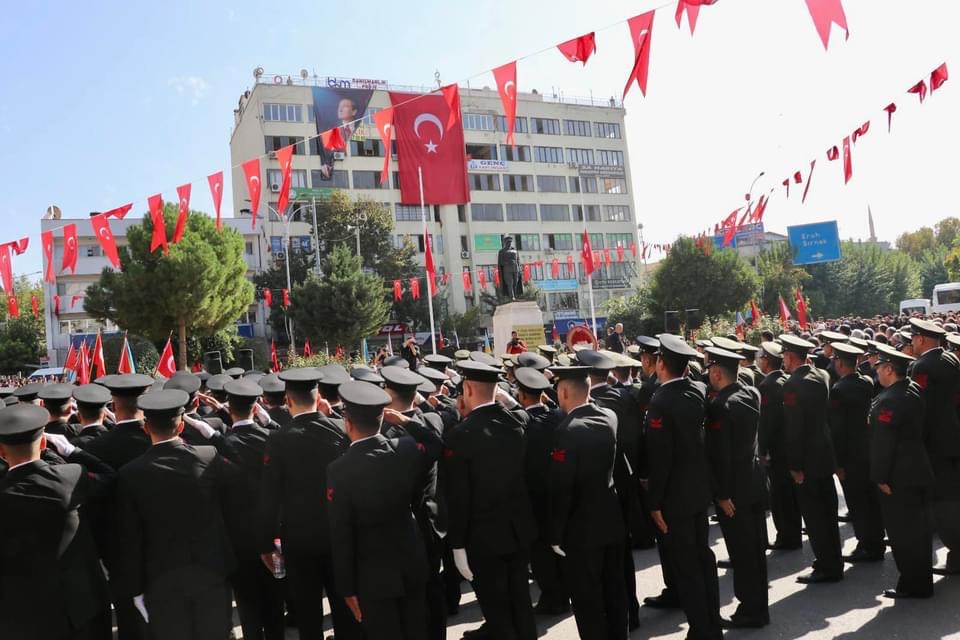 Siirt’te 29 Ekim Kutlamaları Çelenk Sunma Töreni İle Başladı | Siirt Olay Haber