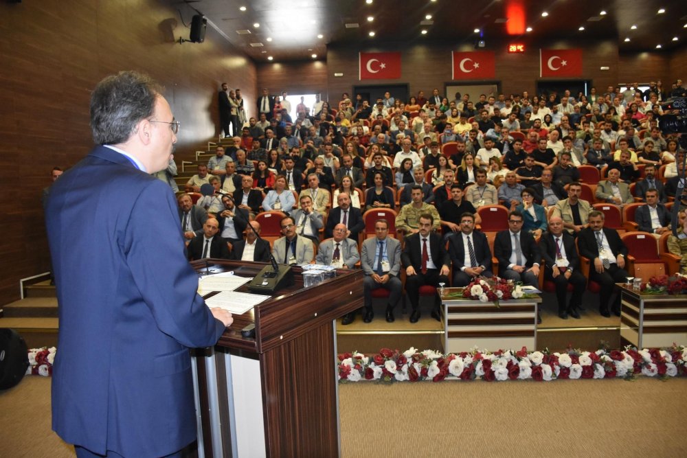 Siirt Üniversitesinin “Ulusal Siirt Fıstık Çalıştayı”Başladı | Siirt Olay Haber