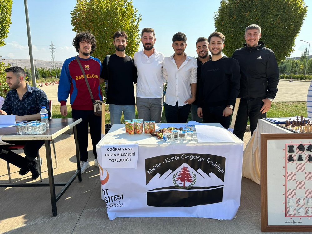 Siirt Üniversitesi Öğrenci Toplulukları Tanıtım Günleri Başladı | Siirt Olay Haber