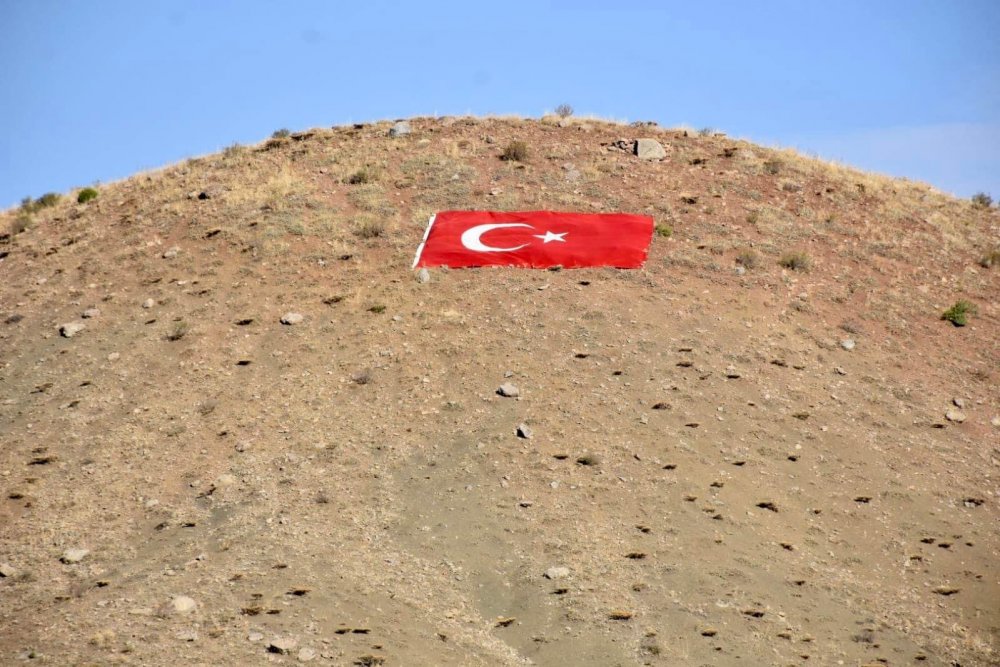 Siirt’te Terörden Temizlenen Çemikari Yaylası'Nda Bal Hasadı Yapıldı | Siirt Olay Haber