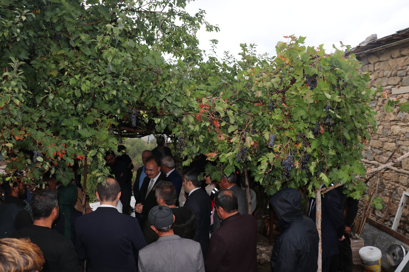 Pkk'Li Teröri̇stleri̇n Şi̇rvan/Daltepe Ve Kalkancik Köyleri̇nde Katletti̇ği̇ 37 Si̇vi̇l Şehi̇t Vatandaşimiz Dualarla Anildi | Siirt Olay Haber