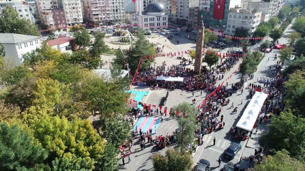 29 Ekim Cumhuriyet ‘In 100. Yılı Siirt'E Coşkuyla Kutlandı. | Siirt Olay Haber