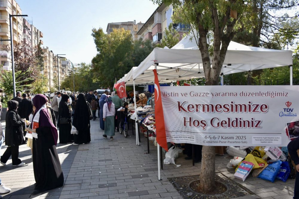 Siirt Müftülüğü Filistin İçin Yardım Kermesi Düzenledi | Siirt Olay Haber