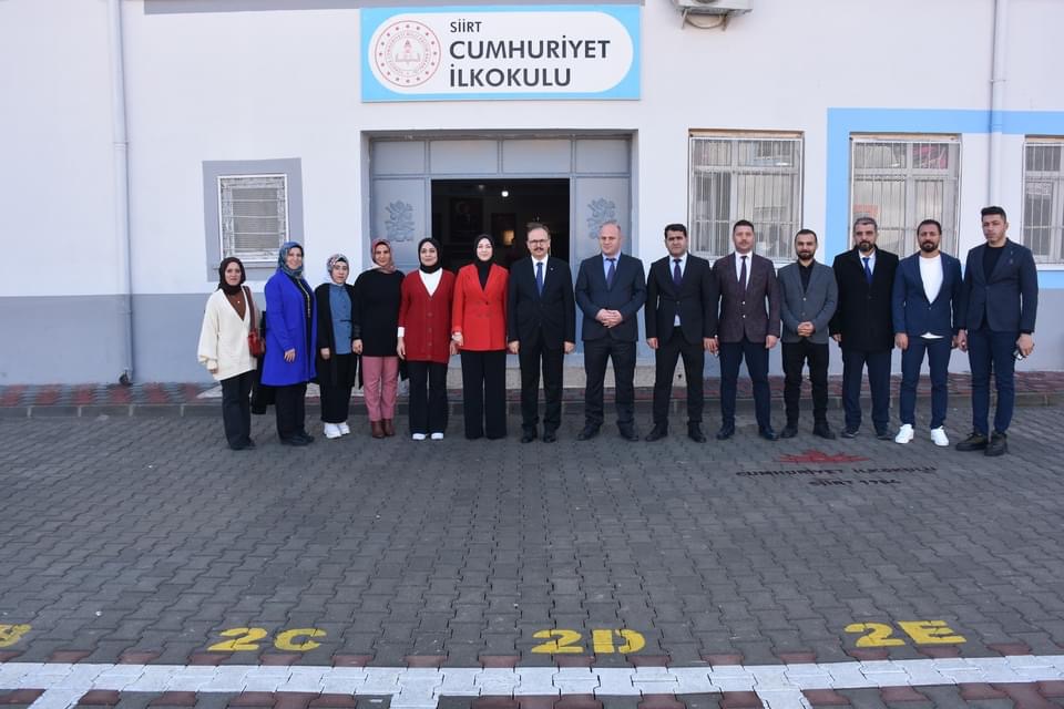 Vali Kızılkaya, Cumhuriyet İlkokulunda Yaptırılan Akıl Ve Zeka Oyunları Sınıfı'Nın Açılışını Gerçekleştirdi | Siirt Olay Haber