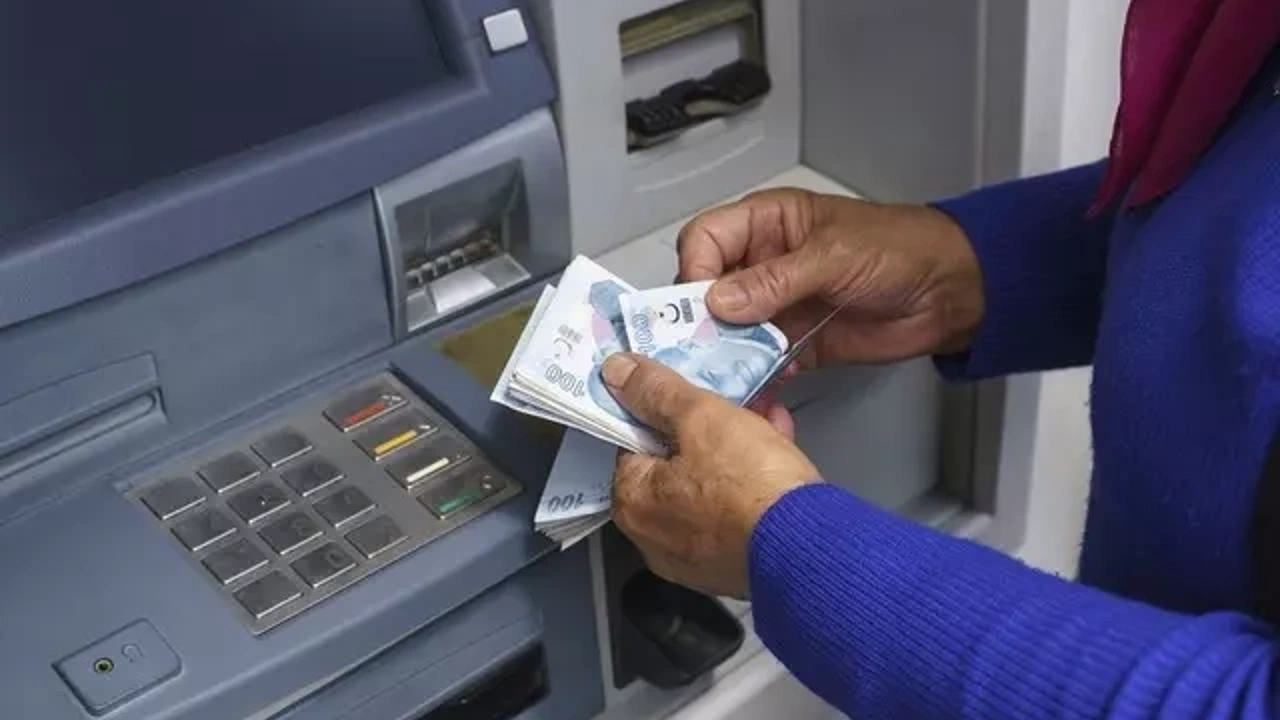 Atm’Lerde Yeni Dönem Resmen Başladı! Para Çekme Limiti Bakın Ne Kadar Oldu?