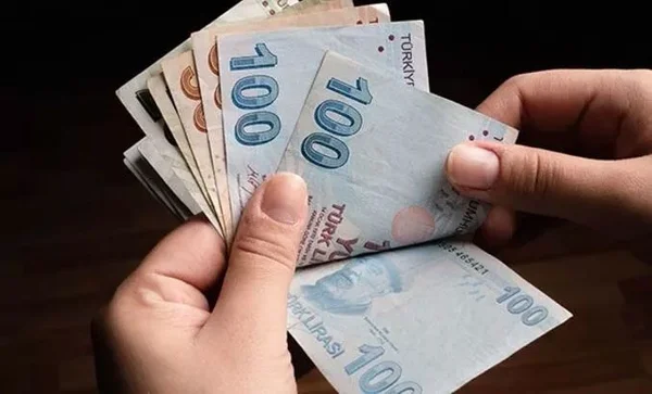 Emeklilerin Banka Promosyonlarına Zam Geldi, 15 Bin Lira Oldu! Sgk Uzmanı Uyardı: İmza Atarken Bu Detaya Dikkat