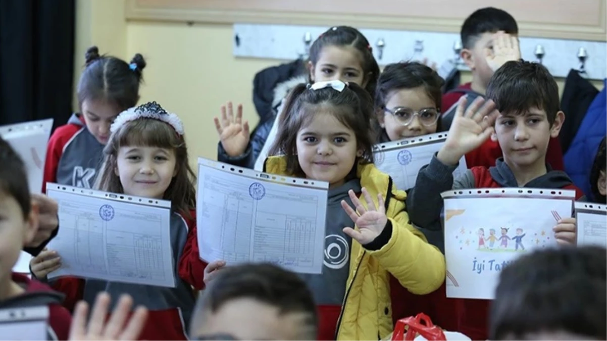 Eğitimde Yeni Dönem! Öğrenci Karnelerine Sosyal Etkinliklere Katılım Durumları Da İşlenecek