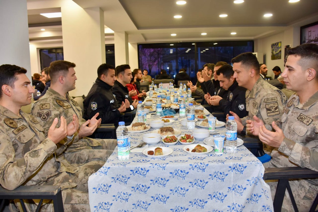 Siirt Valisi Şirvan’da İftar Buluşması Gerçekleştirdi