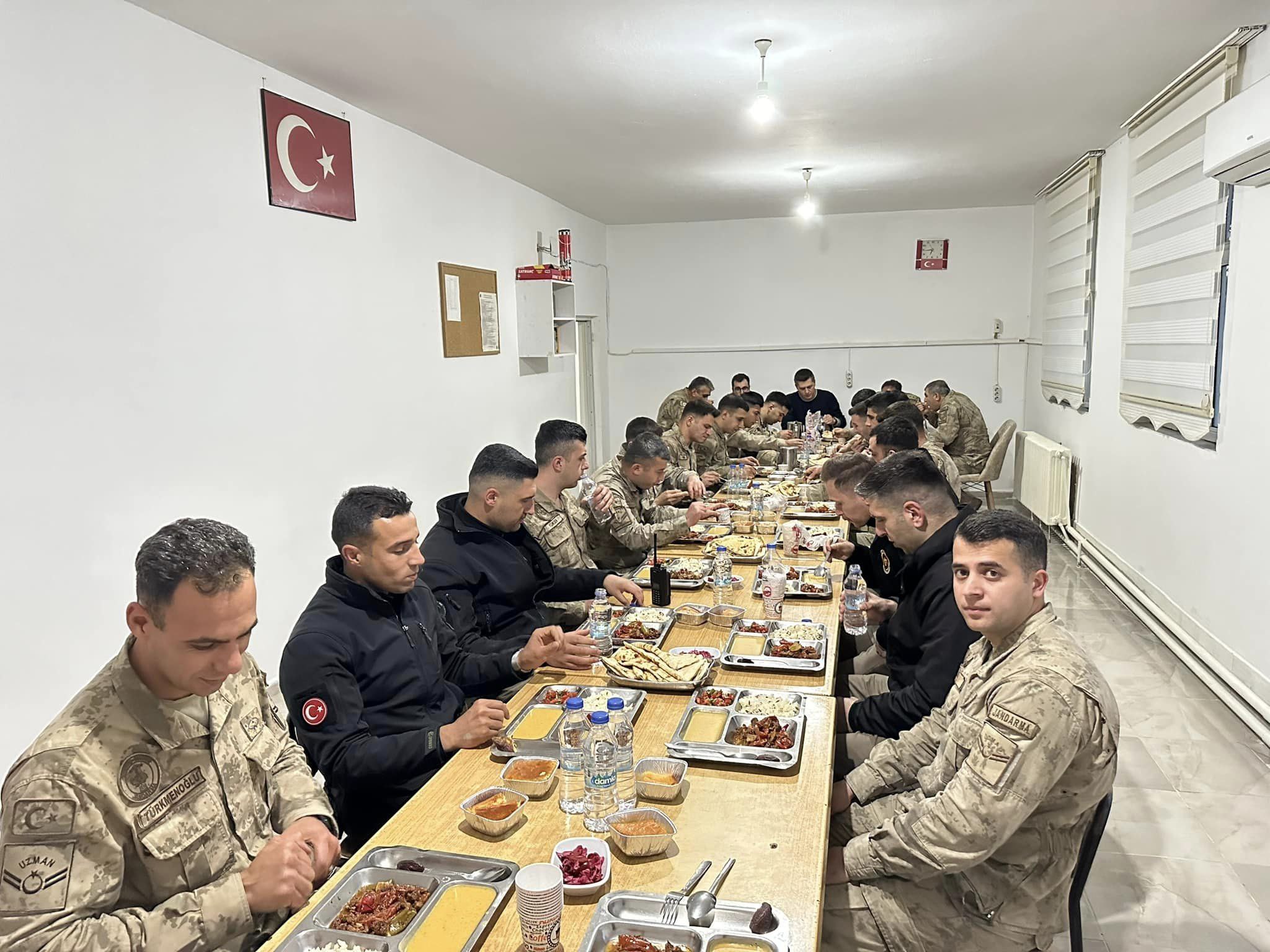 Siirt'Te Görev Başında İftar Açtılar | Siirt Olay Haber