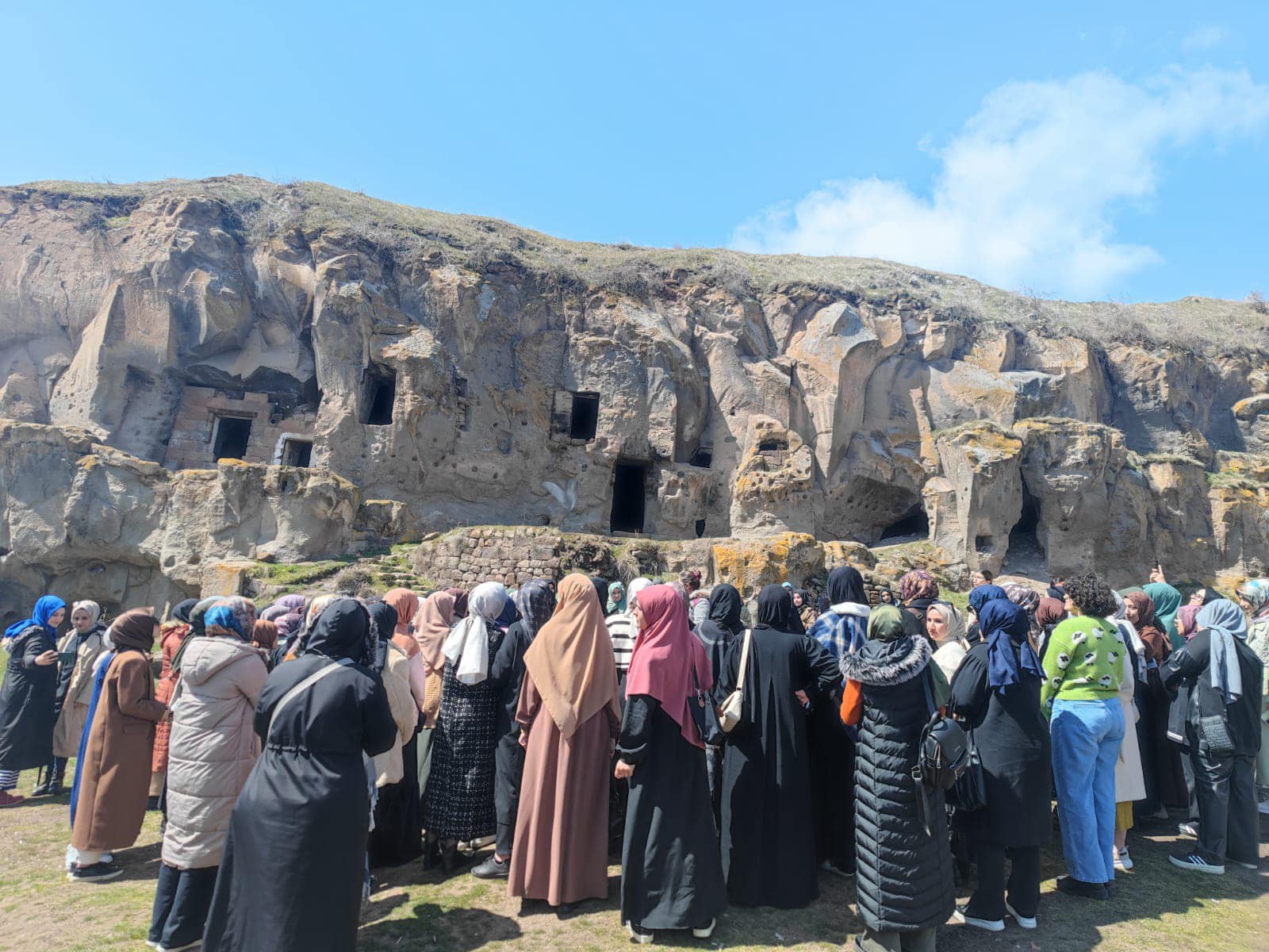 Siirt’li Gençler Ahlat’ta &Quot;Ramazan Kampı&Quot;Nda Buluştu | Siirt Olay Haber