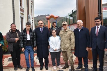 Siirt’te Bulunan Jandarma Genel Komutanı Çetin Rehabilitasyon Merkezi'Ni Ziyaret Etti | Siirt Olay Haber