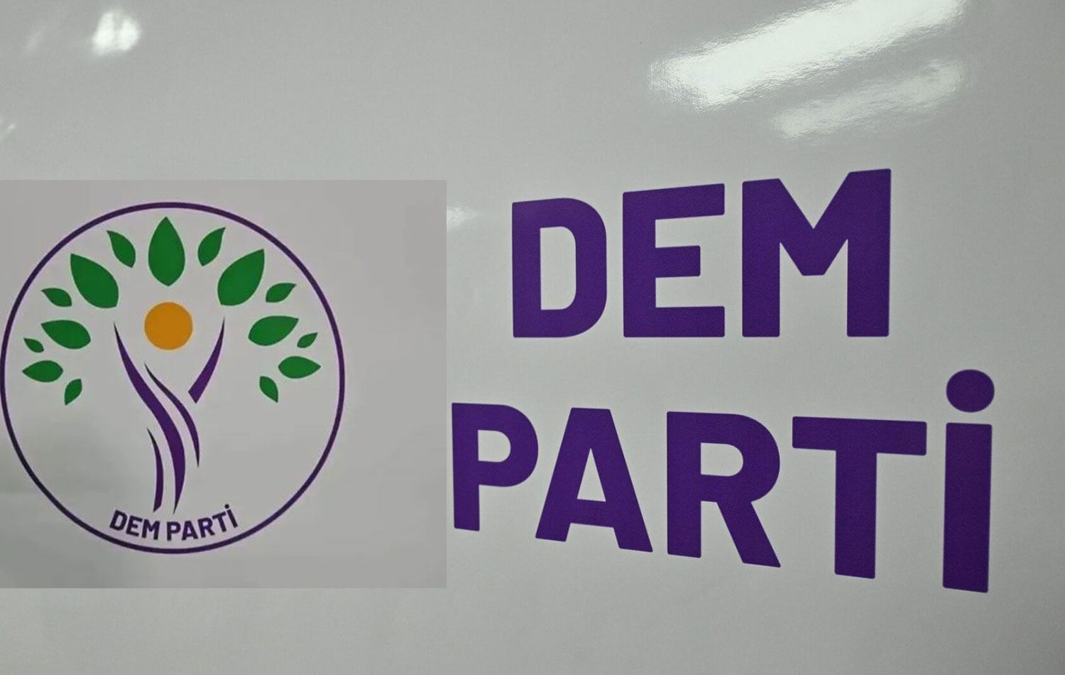 Şırnak Dem Parti İl Binasında Taşımalı Oy Pankartı!