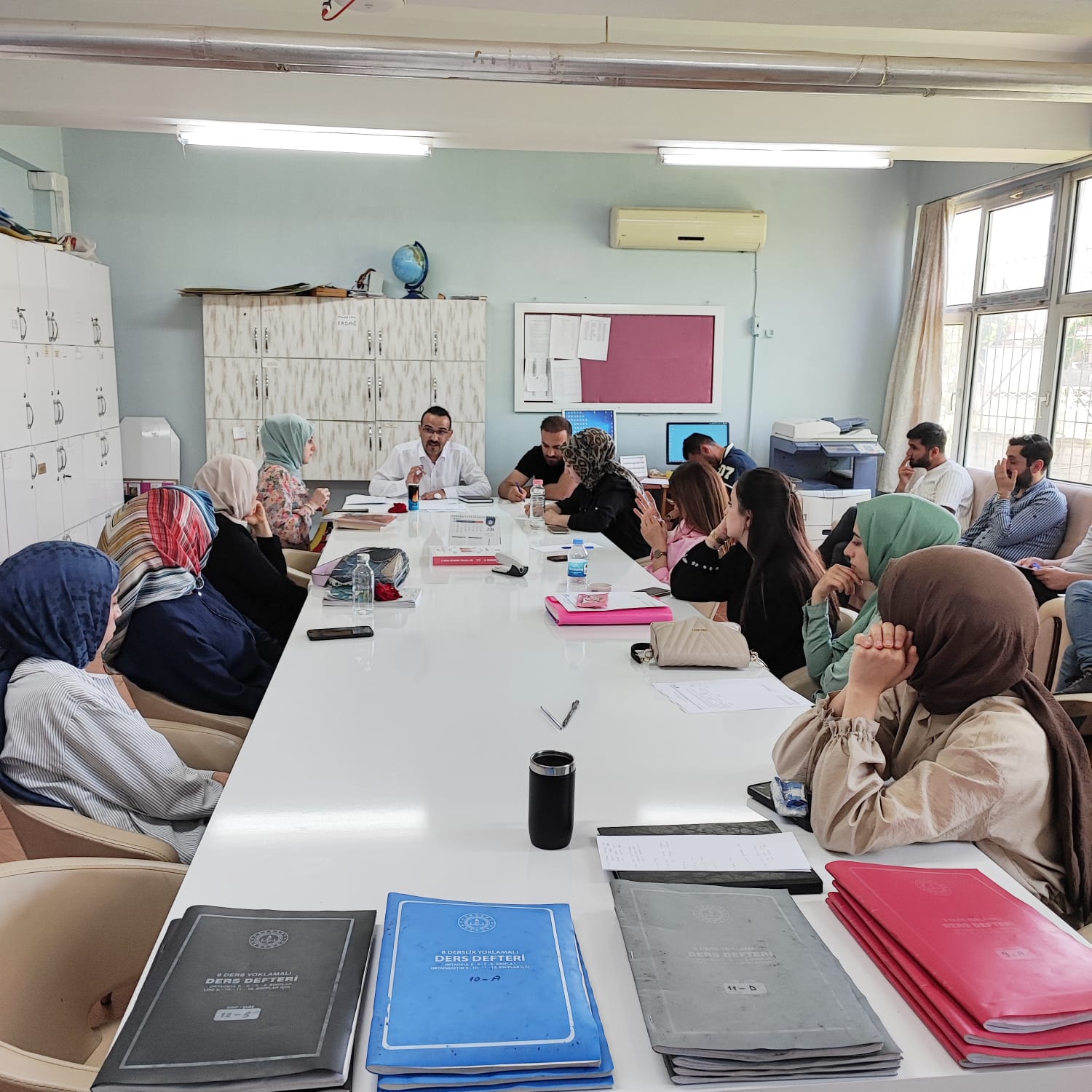 Siirt’in Kurtalan İlçesinde Kız Anadolu İmam Hatip Lisesi Toplantısı Gerçekleştirildi