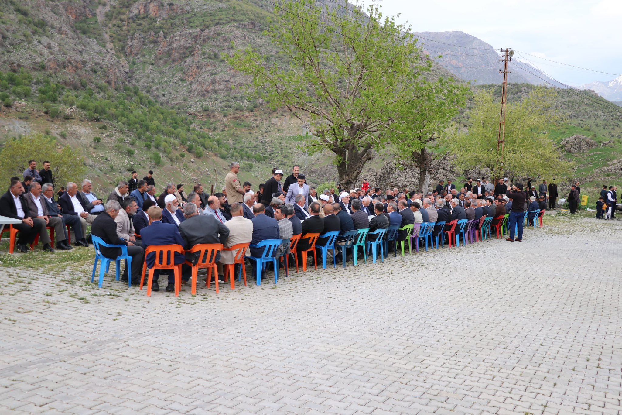 Siirt Valisi Köy Ziyaretlerini Sürdürüyor