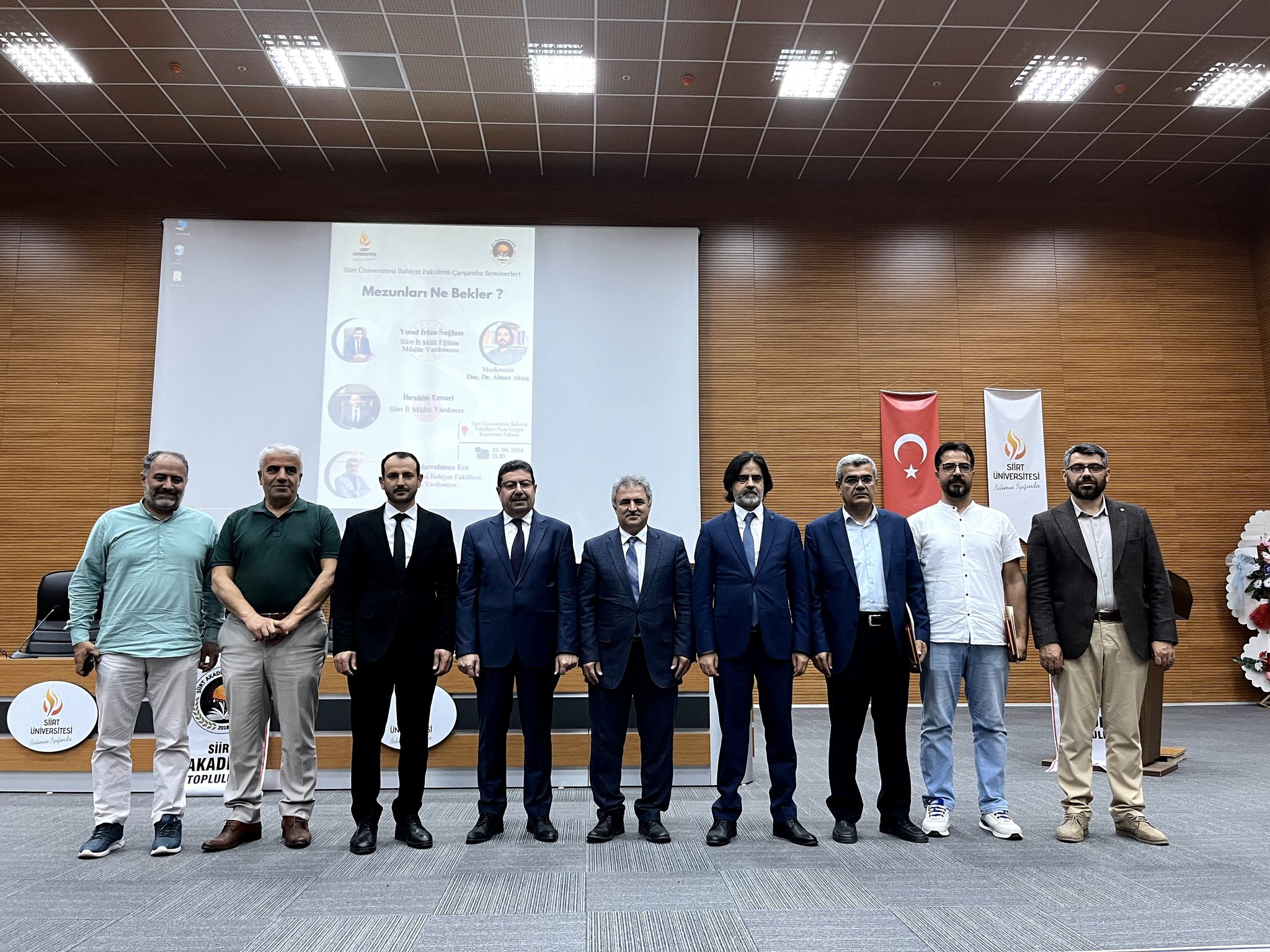 Siirt Üniversitesi Ilahiyat Fakültesinden Çarşamba Seminerleri Devam Ediyor | Siirt Olay Haber