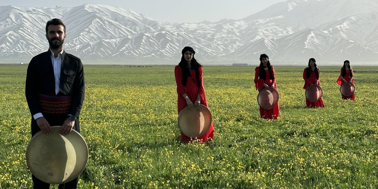 Cilo Dağı'Nda Yöresel Elbiselerle Erbane Şöleni | Siirt Olay Haber