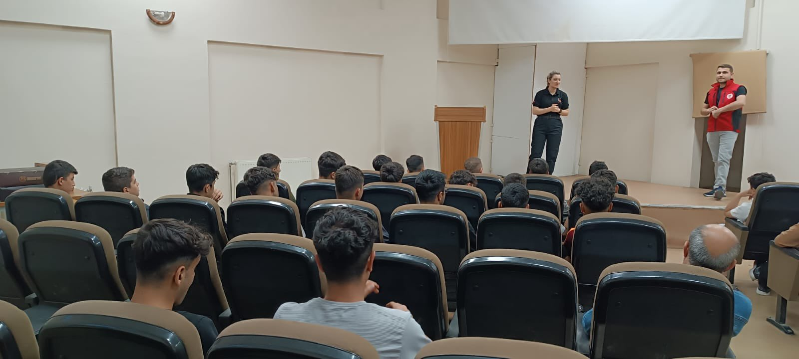 Siirt Emniyeti Çocuk Evlerinde Bilgilendirme Yaptı | Siirt Olay Haber