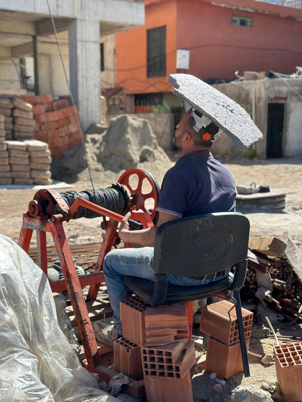 Siirtli İnşaat İşçisinden İlginç Yöntem | Siirt Olay Haber