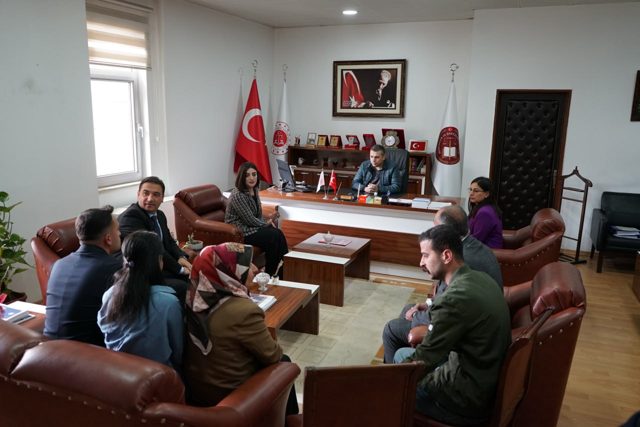 Siirt Belediye Eş Başkanları Mazbatalarını Aldı | Siirt Olay Haber