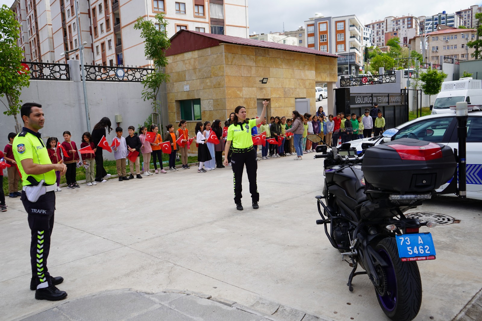 Trafik Haftası Kutlamalarına Çocuklar Da Katıldı | Siirt Olay Haber