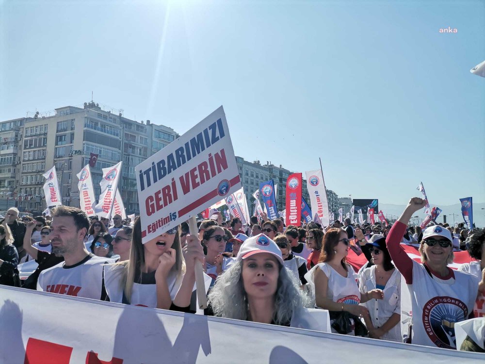 Türkiye’nin Birçok Şehrinde Öğretmenler Ders Bıraktı!