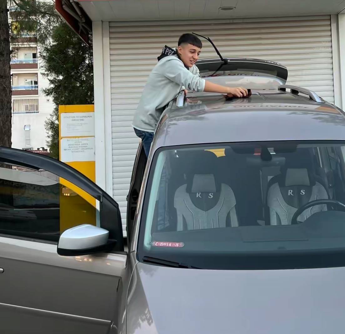 Siirt’te Vatandaş Oto Yıkama Ücretlerine Karşı Kendilerini Feda Ettiler | Siirt Olay Haber