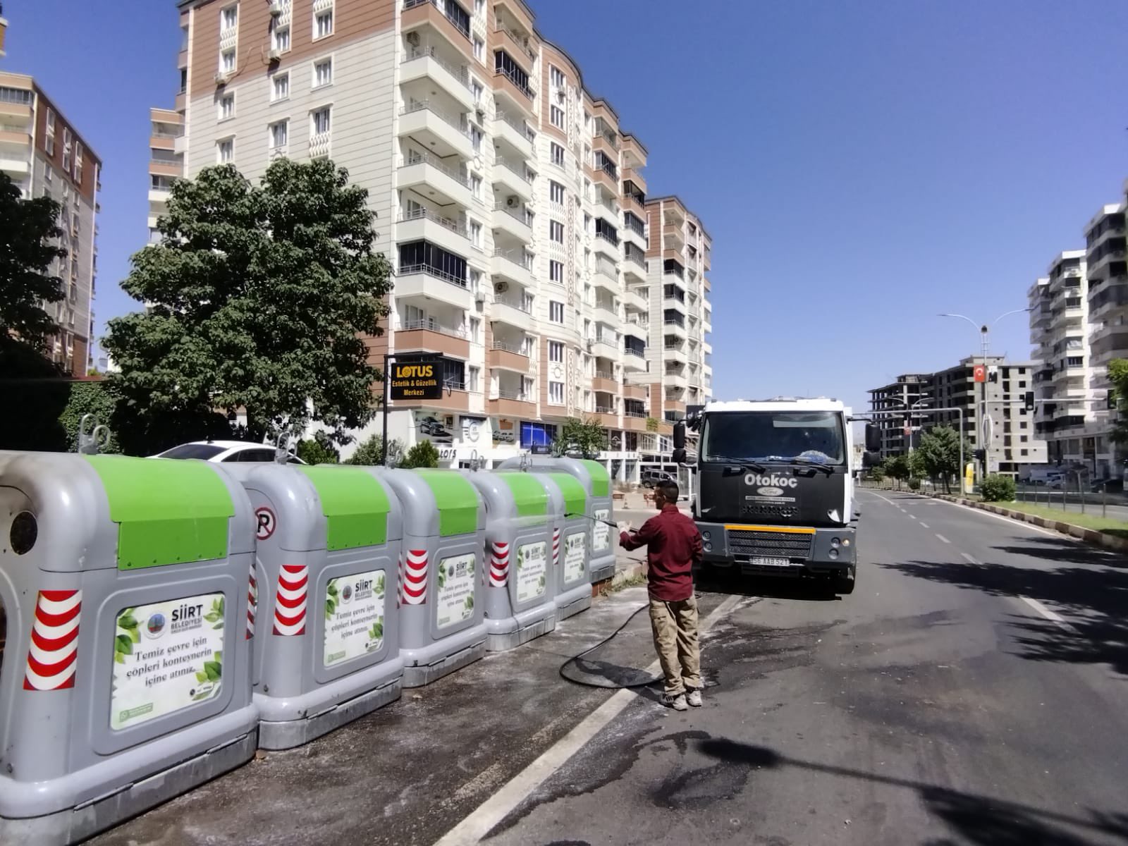 Siirt’te Konteynerler Dezenfekte Ediliyor | Siirt Olay Haber