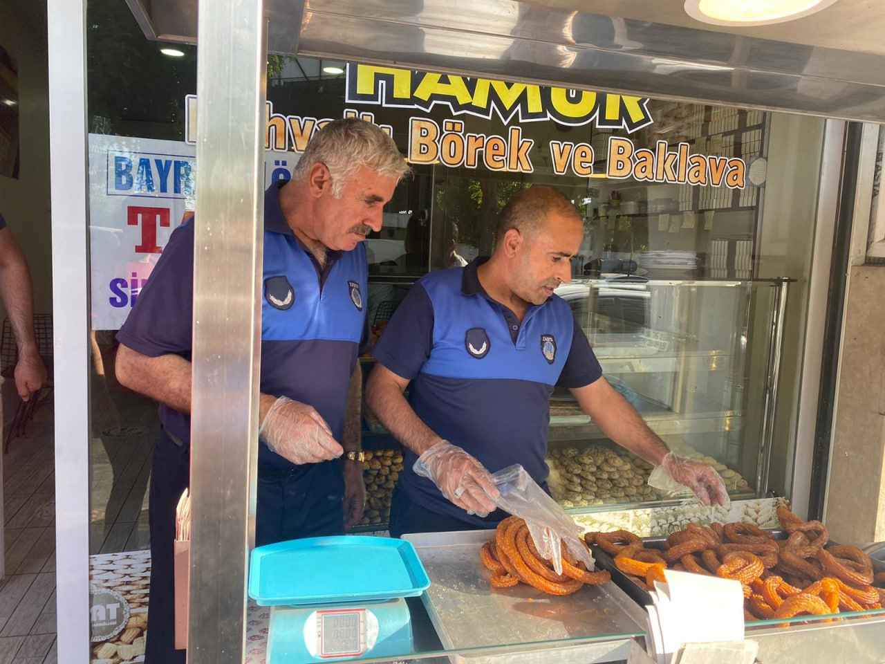 Siirt’te Bayram Öncesi Tatlı İmalathanelerine Denetim | Siirt Olay Haber