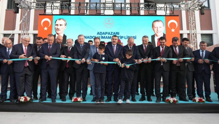 Bakan Teki̇n, Adapazari Anadolu İmam Hati̇p Li̇sesi̇ni̇n Açilişini Yapti