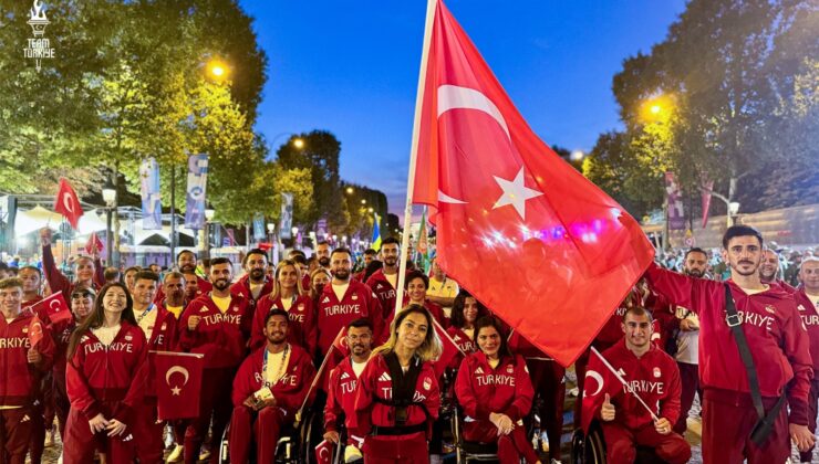 17. Paralimpik Yaz Oyunları’Nın Açılış Töreni Fransa’Nın Başkenti Paris’Te Yapıldı.