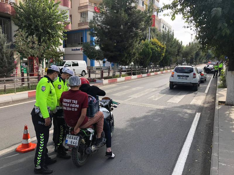 Siirt’te Motosikletlere Denetim Sürüyor