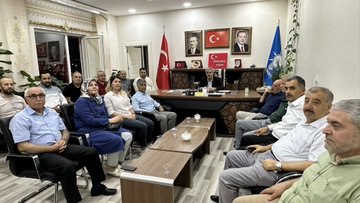 Ak Parti Siirt Merkezden Yönetim Toplantısı