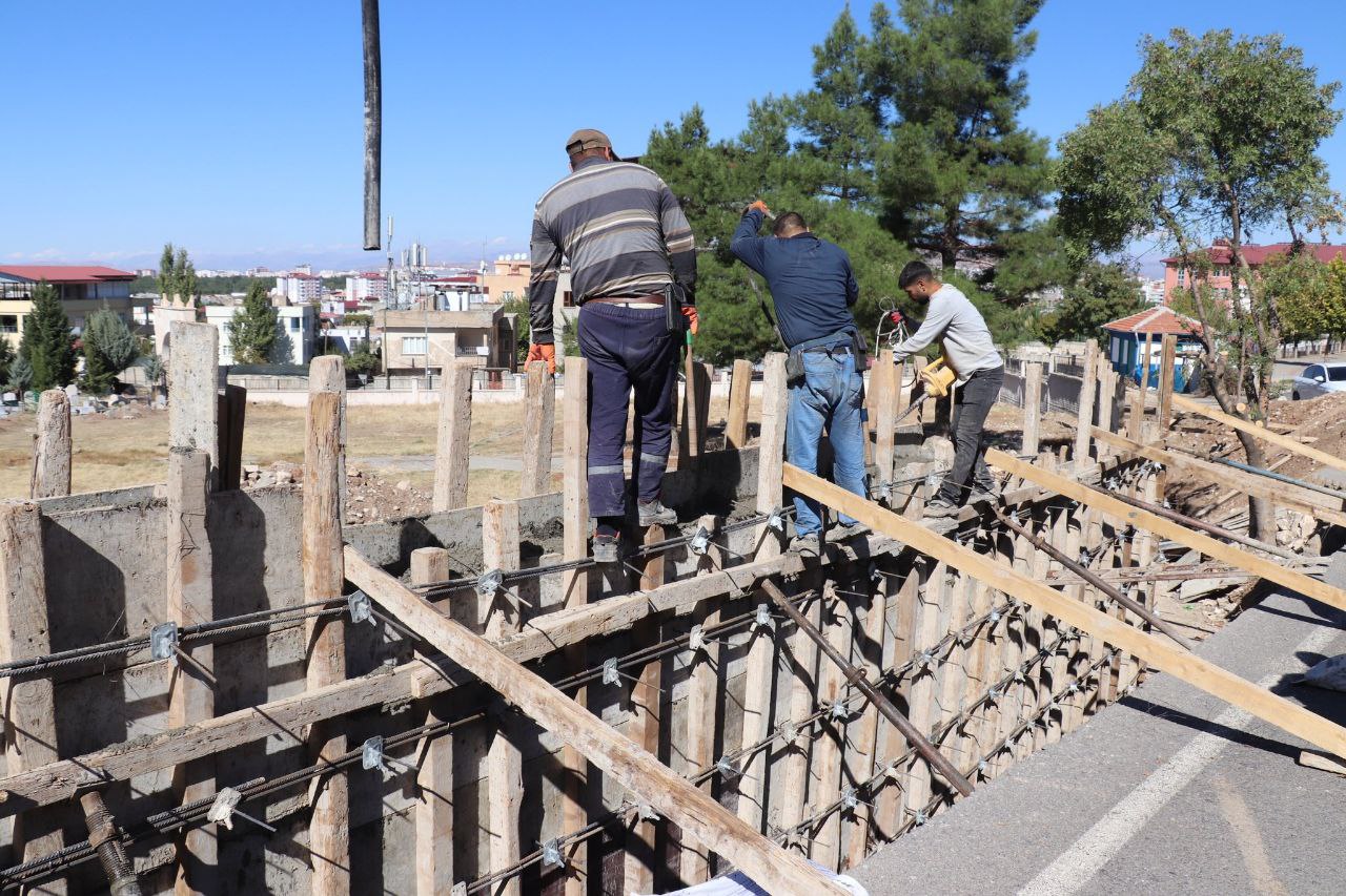 Siirt Belediye Başkanı Kaysi Çalışmaları Yerinde İnceledi