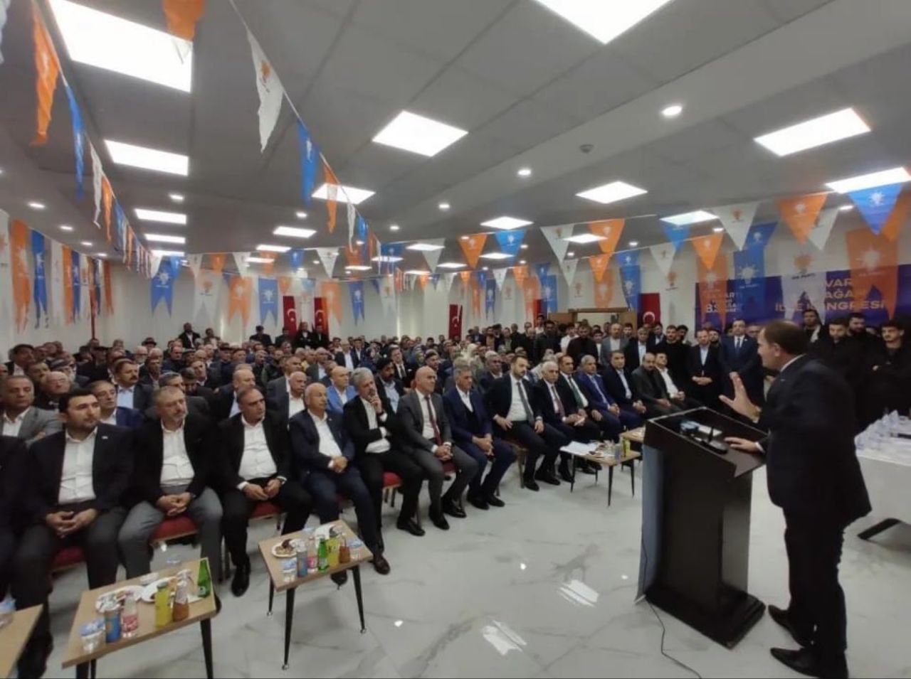 Pervari AK Parti İlçe Başkanı Tekin Seçildi