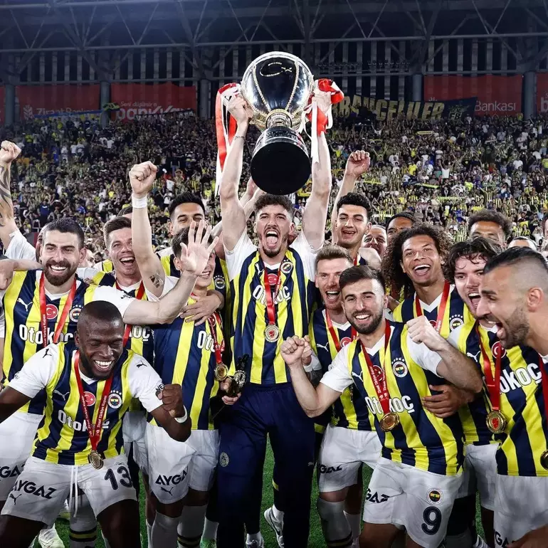 Altay Bayındır’dan Fenerbahçe – Manchester United maçı öncesi duygusal açıklamalar: Uykusuz gecelerim oldu! Eve gidince ağladım