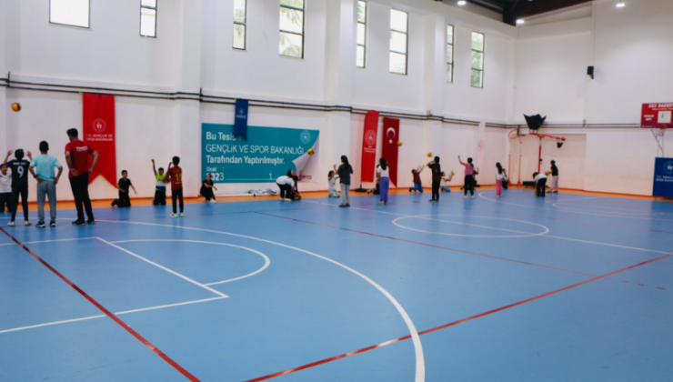 Siirt Gençlik Ve Spor Müdürlüğünden Voleybol’A Davet