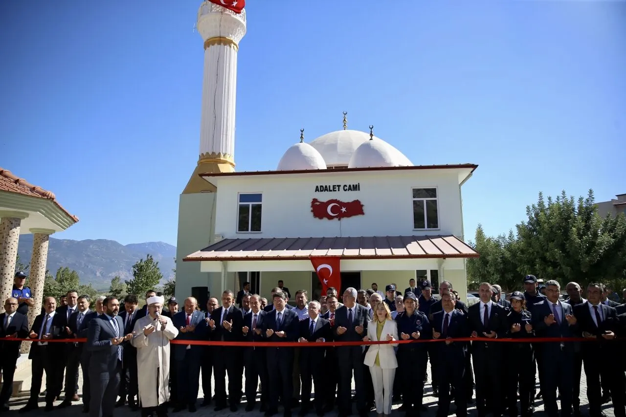 ADALET BAKANI TUNÇ, SEYDİKEMER’DE EĞİTİM MERKEZİ VE CAMİ AÇILIŞINA KATILDI