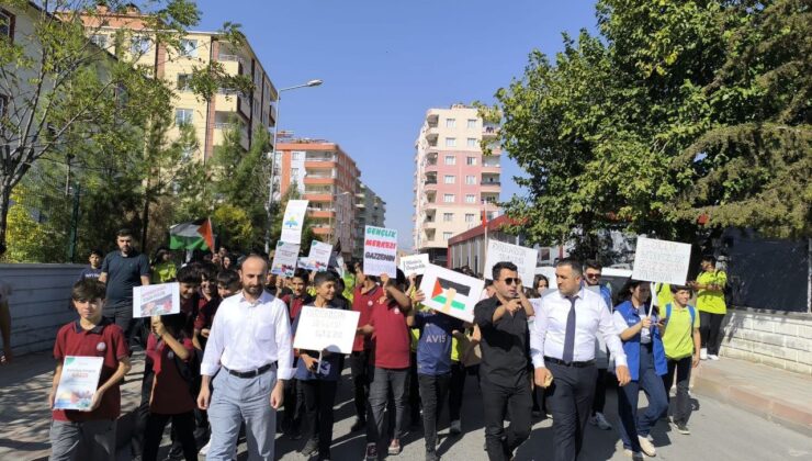 Kurtalan’Da Öğrenciler Filistin İçin Tek Yürek Oldu